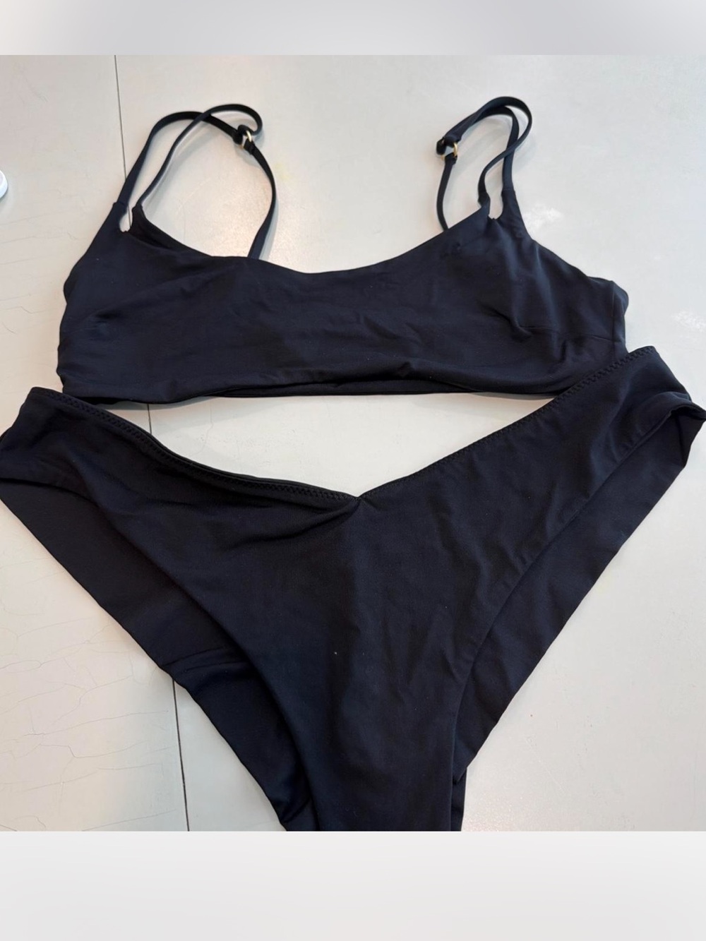 L*Space Black Bikini Set Scoop Bralette Top High Leg Cheeky Bottoms Women’s L